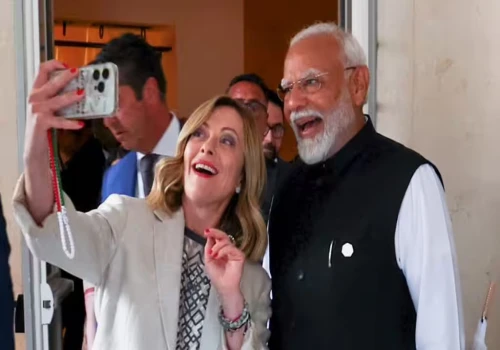 New selfie of PM Modi and Italy's Giorgia Meloni at the G7 Summit #Melodi